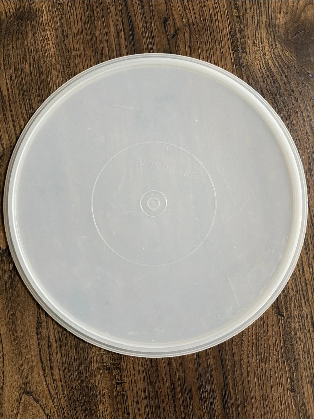 TUPPERWARE 12